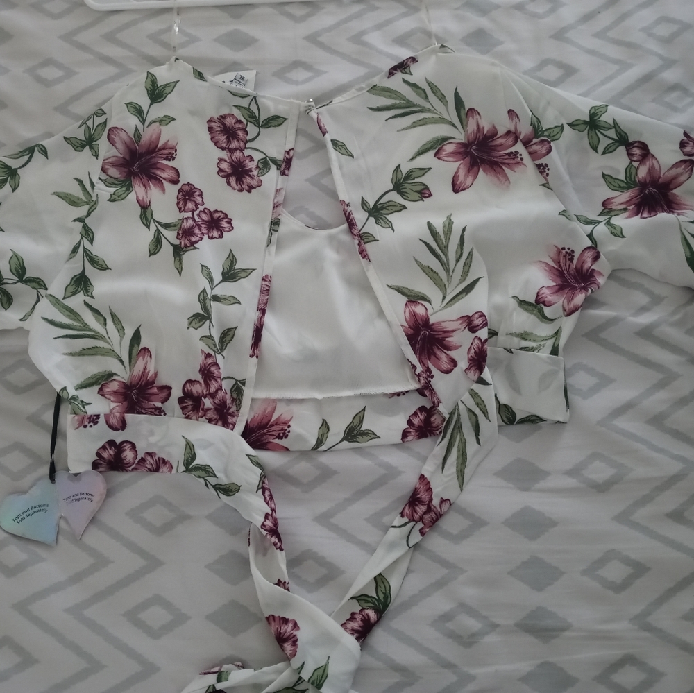 Crop top - Picture 4 of 5